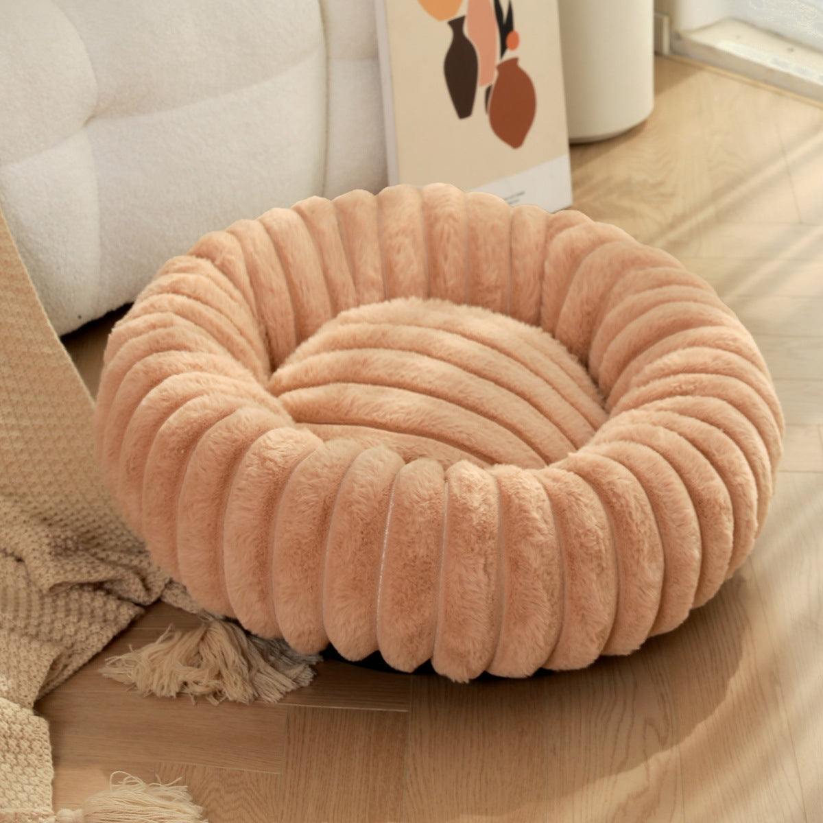 Nest Warm Winter Dog Bed