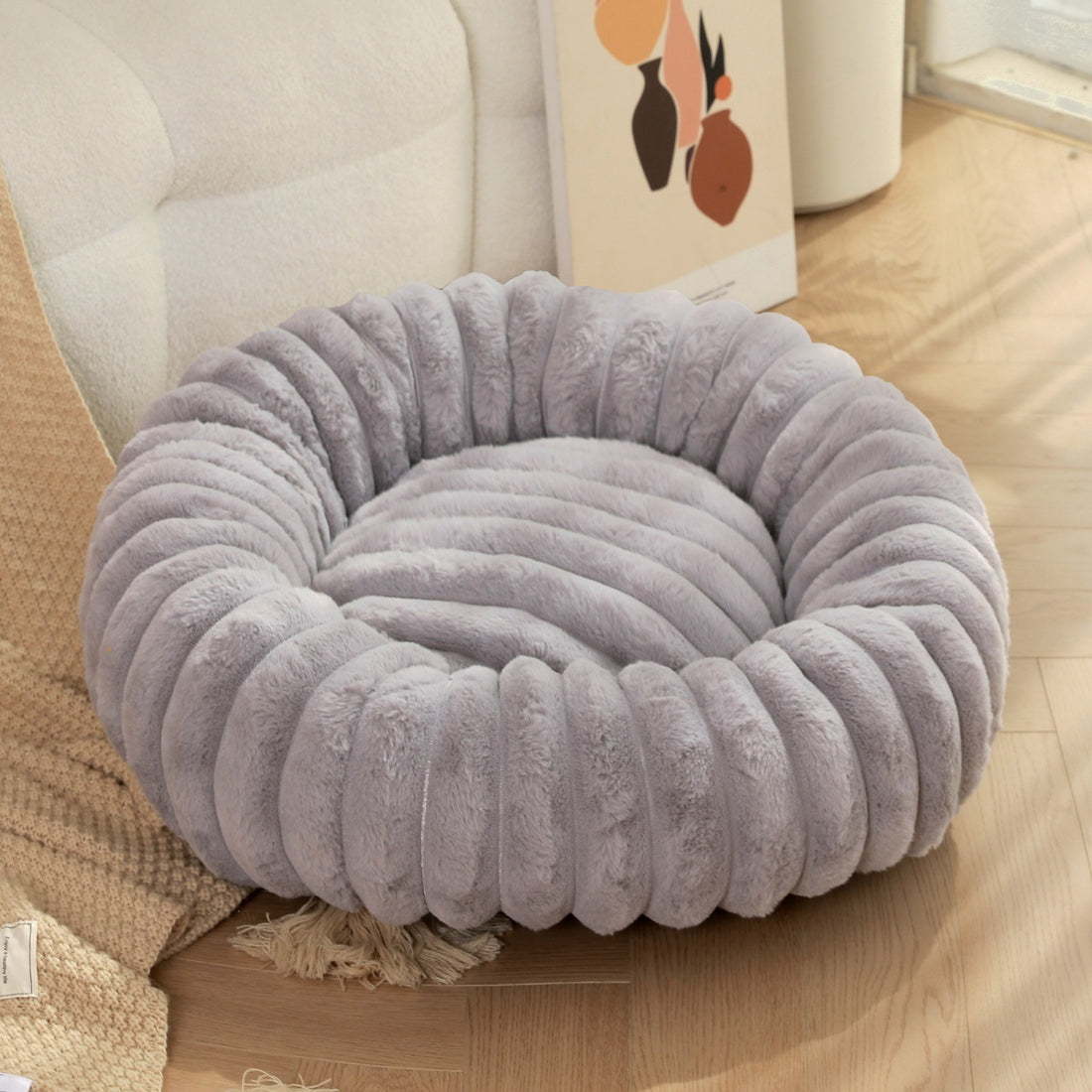Nest Warm Winter Dog Bed